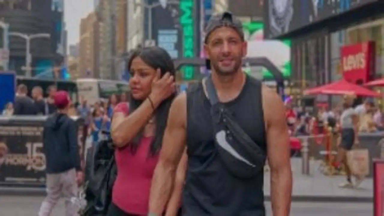 رحلة أمريكا.. أسماء أبو اليزيد تكشف مفاجأة حول حملها الأول